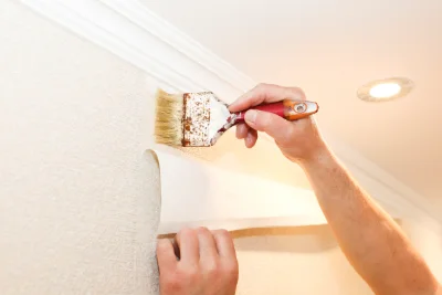 Pose de papier peint à Vauréal — revêtements muraux et toiles de verre